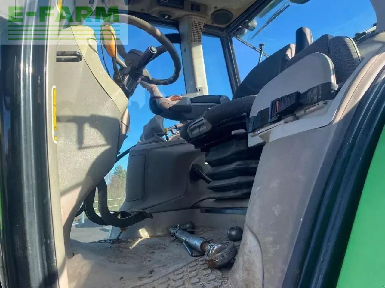 Traktor Deutz-Fahr 6140.4 agrotron: gambar 9 Traktor Deutz-Fahr 6140.4 agrotron: gambar 9