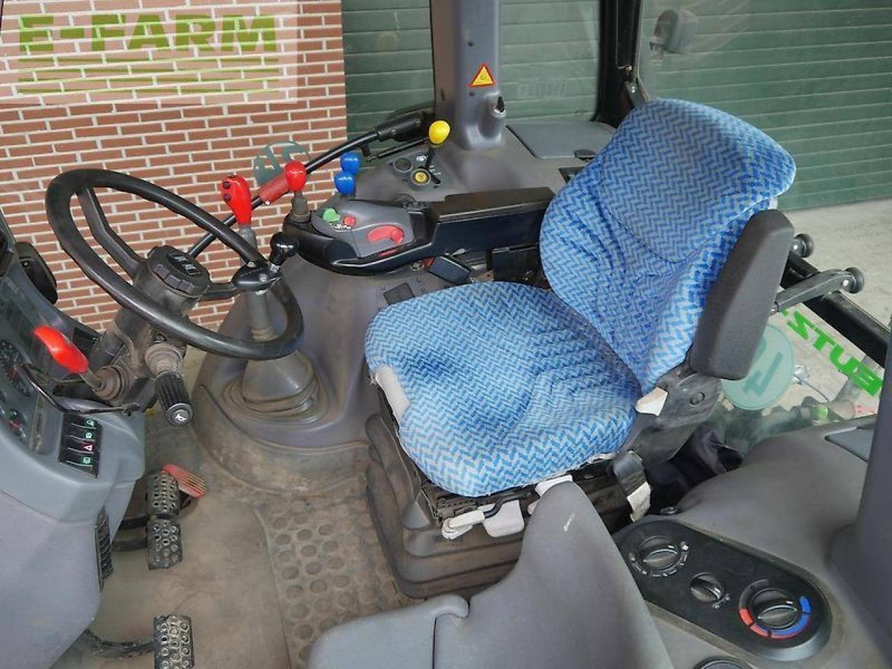 Traktor Deutz-Fahr agrotron 120 new nur 2350 std.: gambar 10