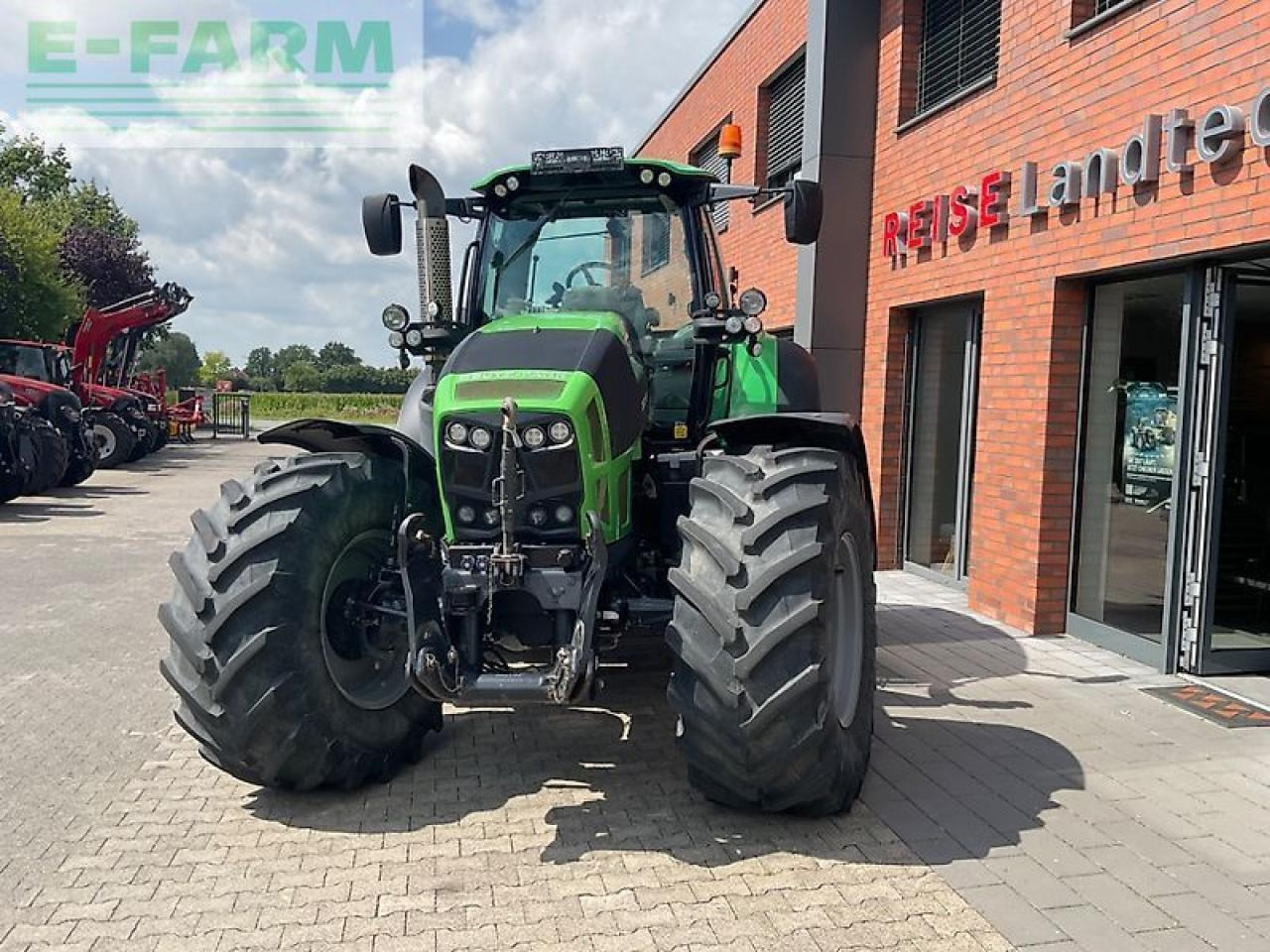 Deutz-Fahr agrotron ttv 7250 warrior - Traktor: gambar 3 Deutz-Fahr agrotron ttv 7250 warrior - Traktor: gambar 3