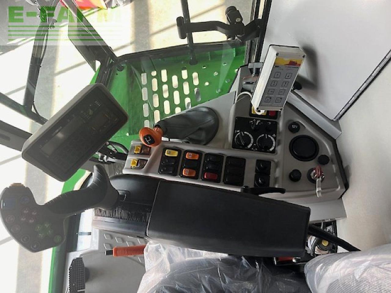 Pemanen gabungan Deutz-Fahr c 6205 ts: gambar 12