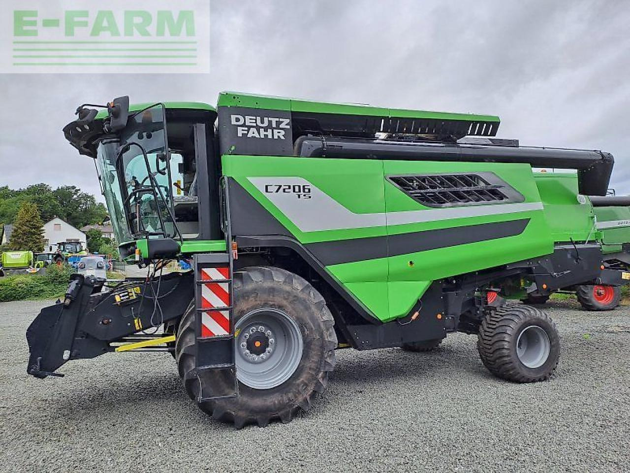 Deutz-Fahr c7206 ts - Pemanen gabungan: gambar 1 Deutz-Fahr c7206 ts - Pemanen gabungan: gambar 1