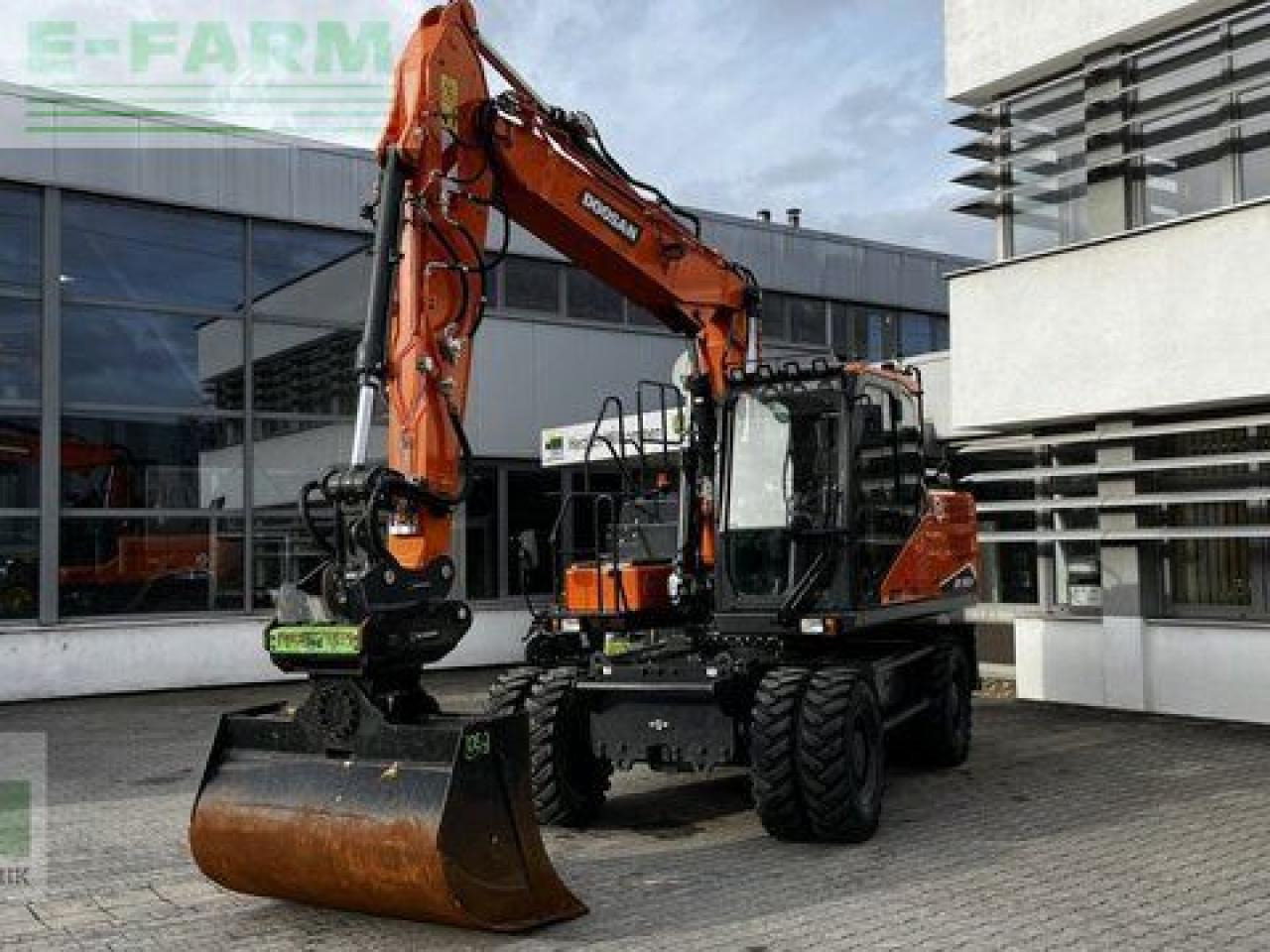 Doosan dx 160w-7 - Ekskavator roda: gambar 1 Doosan dx 160w-7 - Ekskavator roda: gambar 1