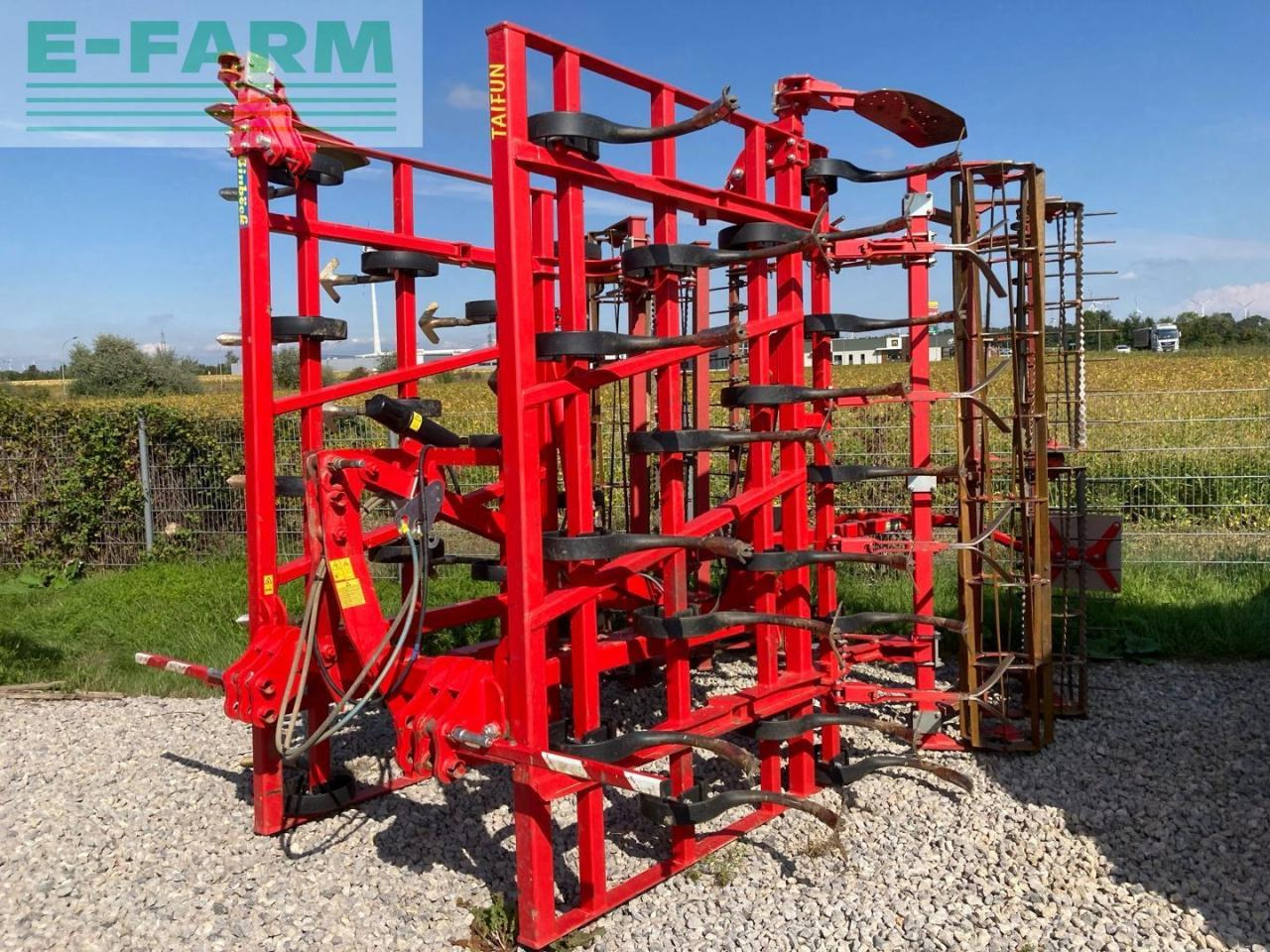 Einböck Taifun - Petani: gambar 1 Einböck Taifun - Petani: gambar 1