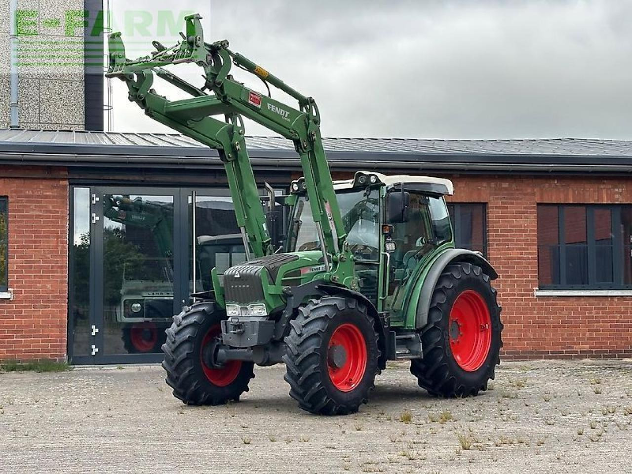 Fendt 209 s vario *frontlader fendt cargo 3x65* - Traktor: gambar 2 Fendt 209 s vario *frontlader fendt cargo 3x65* - Traktor: gambar 2
