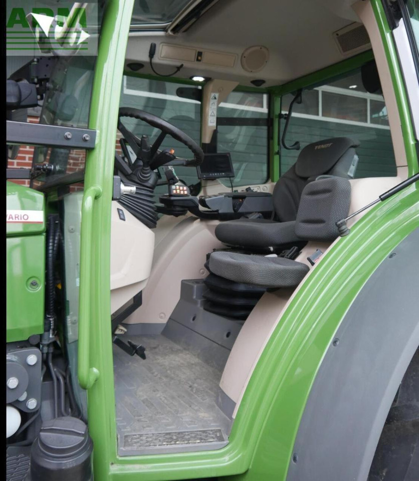 Traktor Fendt 211 s vario gen3 profi setting2 frontlader: gambar 8 Traktor Fendt 211 s vario gen3 profi setting2 frontlader: gambar 8