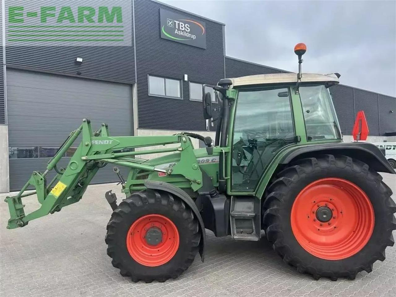 Fendt 309 c med fendt læsser - Traktor: gambar 1 Fendt 309 c med fendt læsser - Traktor: gambar 1