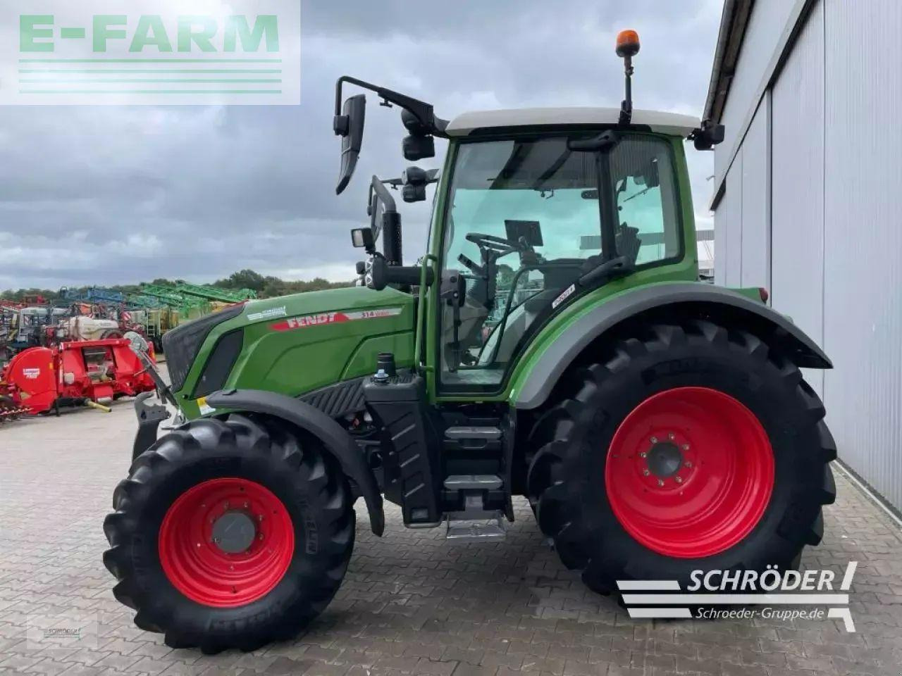 Fendt 314 vario gen4 profi plus ProfiPlus - Traktor: gambar 4 Fendt 314 vario gen4 profi plus ProfiPlus - Traktor: gambar 4