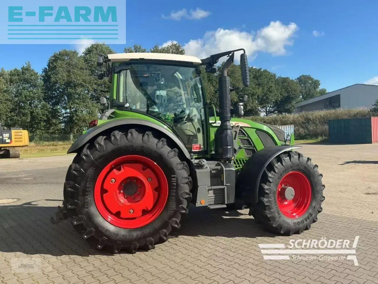 Fendt 516 vario s4 profi plus ProfiPlus - Traktor: gambar 4 Fendt 516 vario s4 profi plus ProfiPlus - Traktor: gambar 4