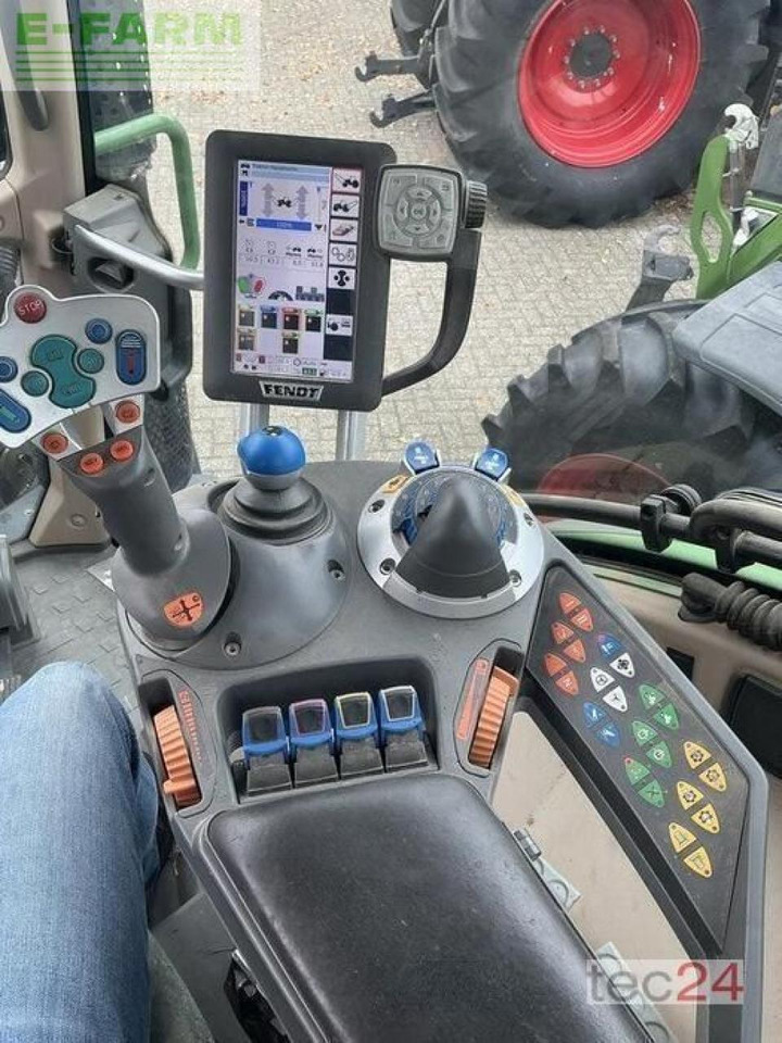 Fendt 516 vario scr profi Profi - Traktor: gambar 3 Fendt 516 vario scr profi Profi - Traktor: gambar 3