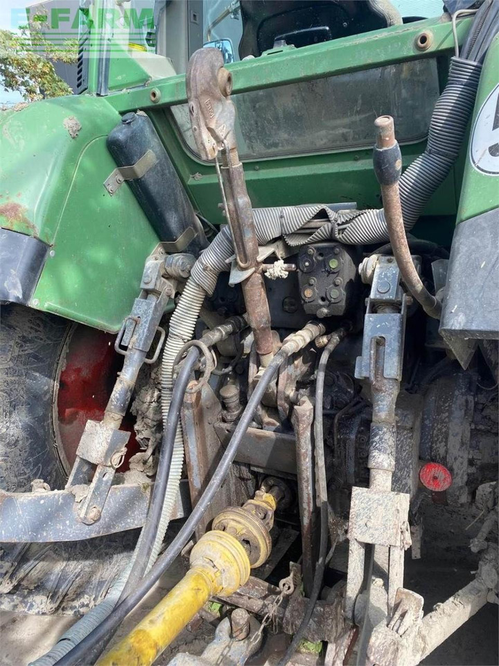 Fendt 711 - Traktor: gambar 3 Fendt 711 - Traktor: gambar 3