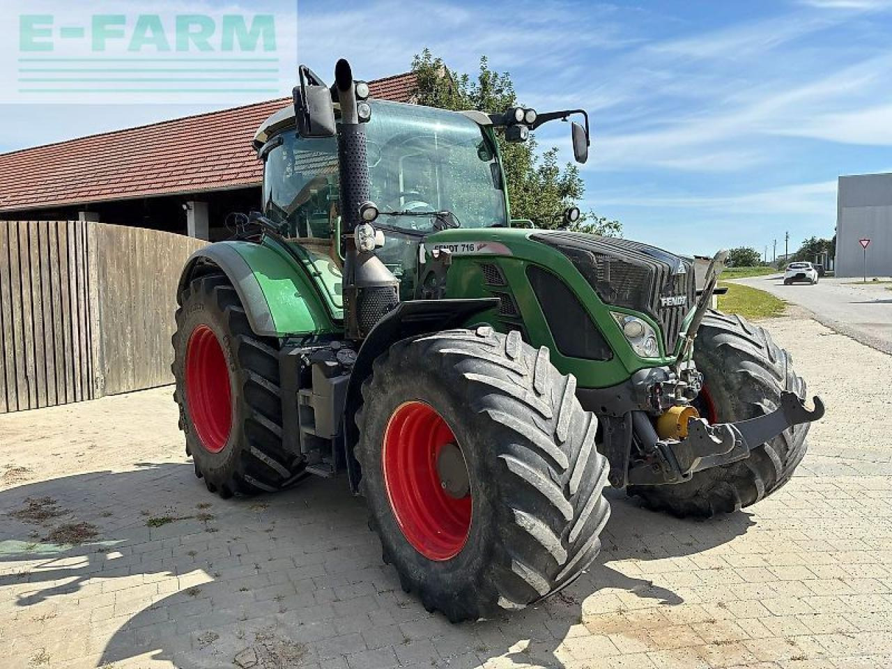 Fendt 716 vo vario - Traktor: gambar 2 Fendt 716 vo vario - Traktor: gambar 2