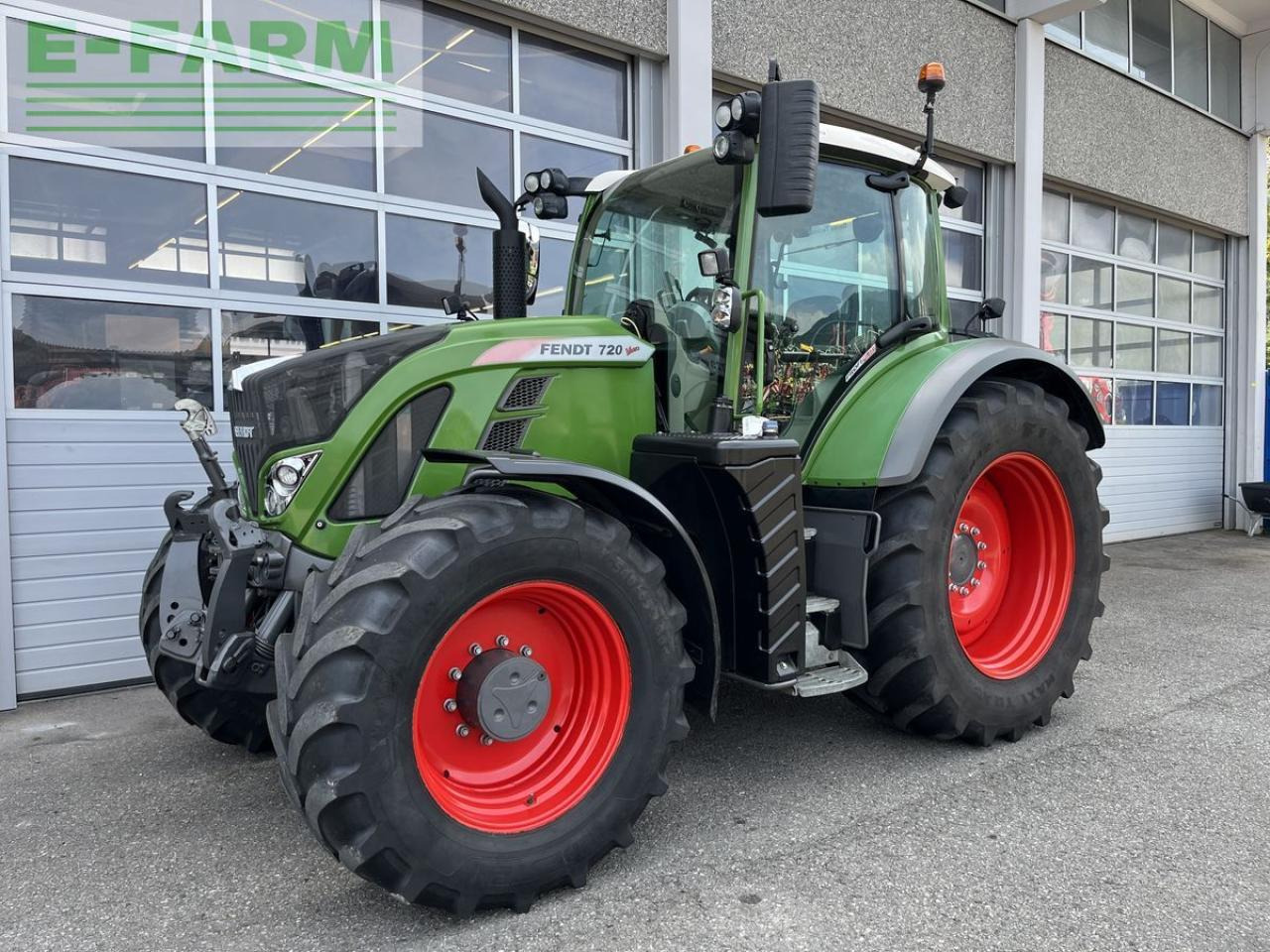 Fendt 720 vario - Traktor: gambar 1 Fendt 720 vario - Traktor: gambar 1