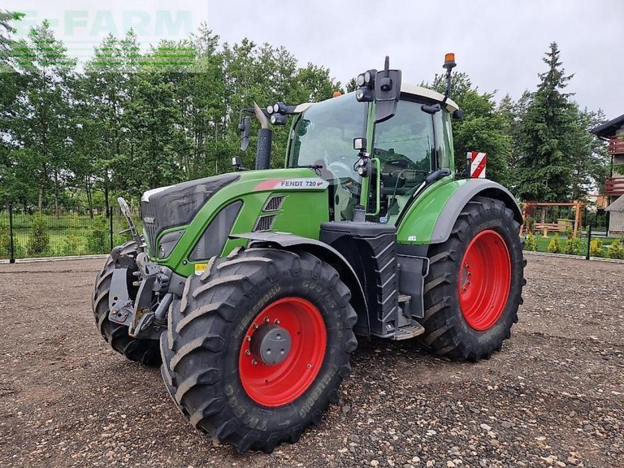 Fendt 720 vario power plus PowerPlus - Traktor: gambar 1 Fendt 720 vario power plus PowerPlus - Traktor: gambar 1