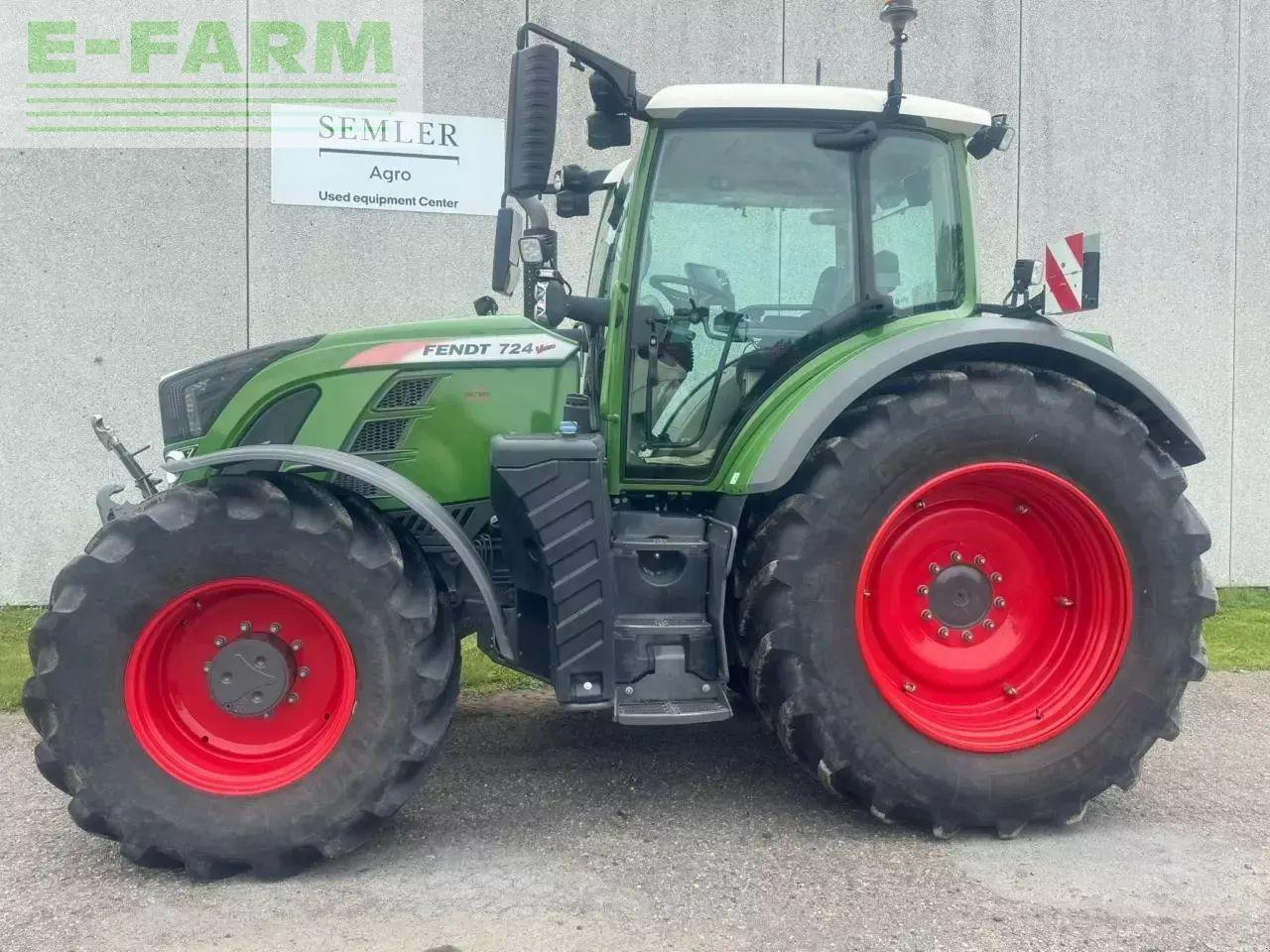 Fendt 724 - Traktor: gambar 4 Fendt 724 - Traktor: gambar 4