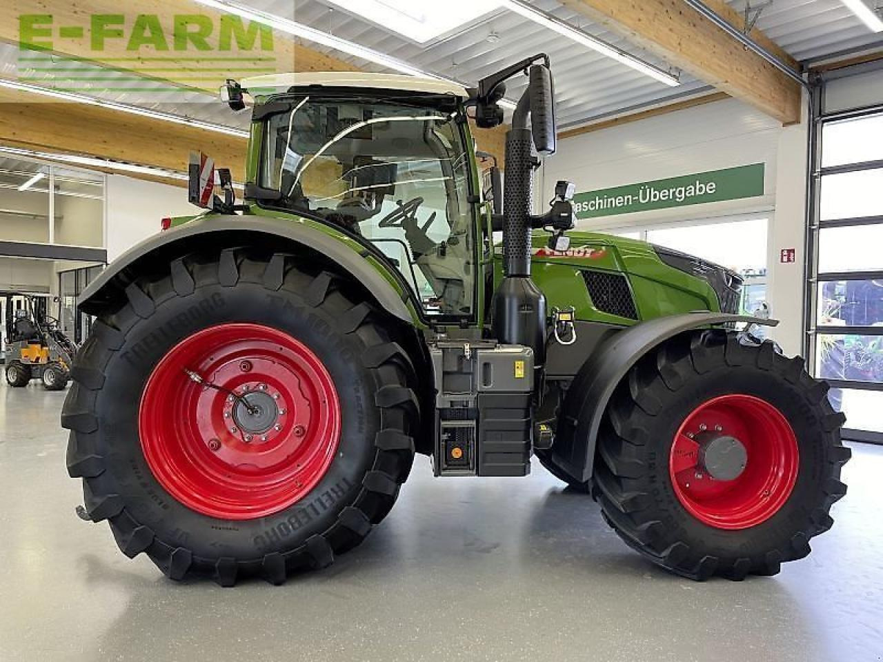 Fendt 724 gen7 profi plus 2 - Traktor: gambar 2 Fendt 724 gen7 profi plus 2 - Traktor: gambar 2