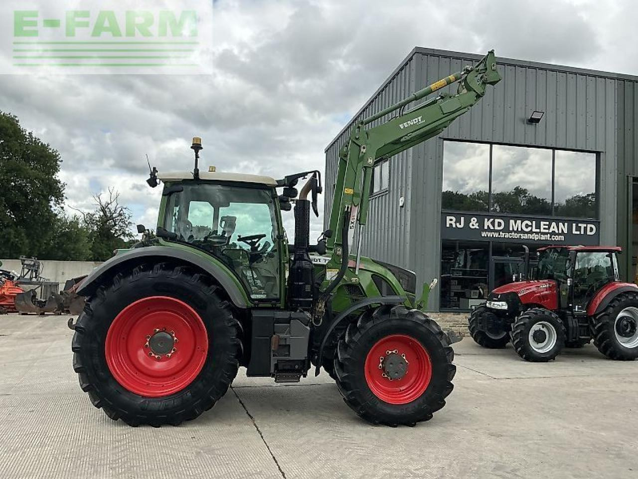 Fendt 724 power plus tractor (st23425) - Traktor: gambar 1 Fendt 724 power plus tractor (st23425) - Traktor: gambar 1