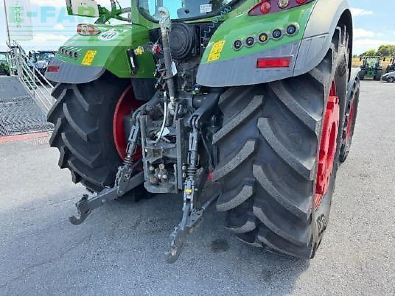 Fendt 724 profi plus - Traktor: gambar 5 Fendt 724 profi plus - Traktor: gambar 5