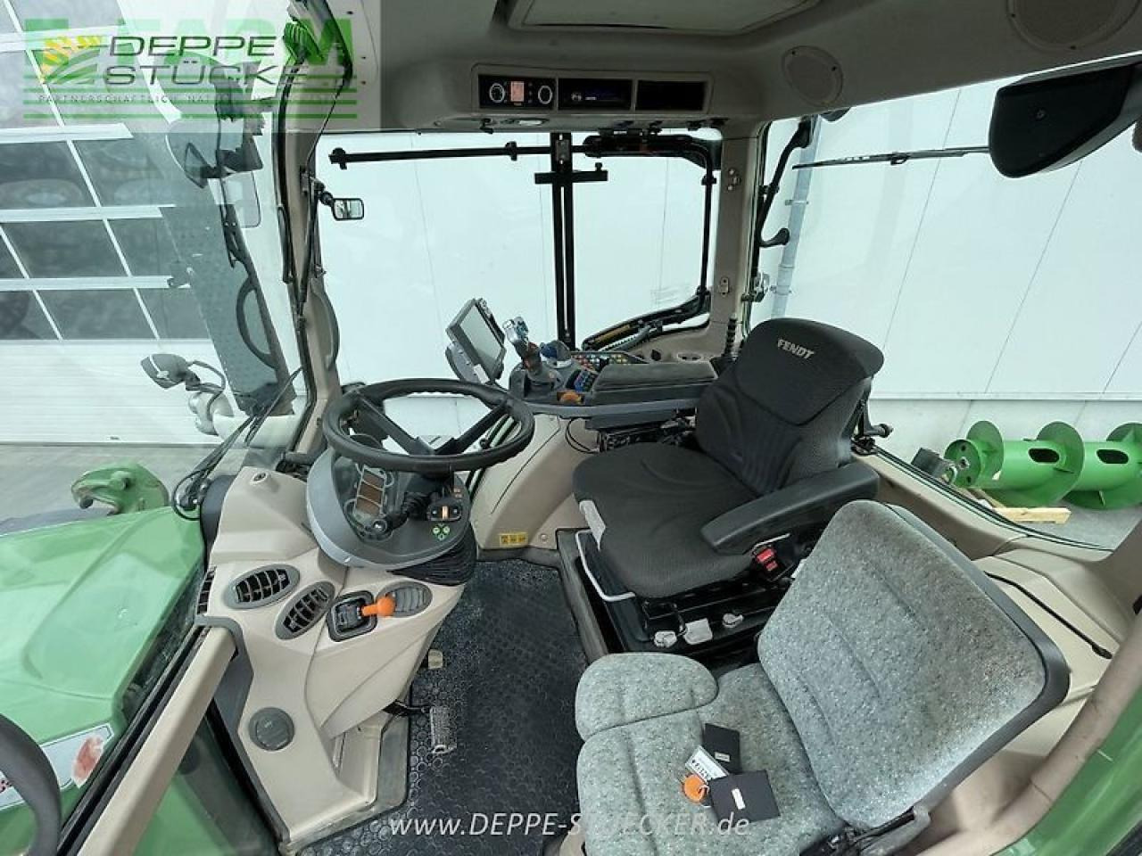 Traktor Fendt 724 profi plus: gambar 11