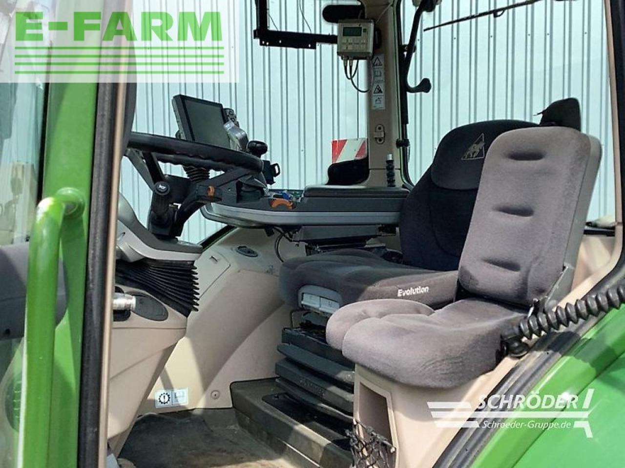 Traktor Fendt 724 s4 profi plus: gambar 17 Traktor Fendt 724 s4 profi plus: gambar 17