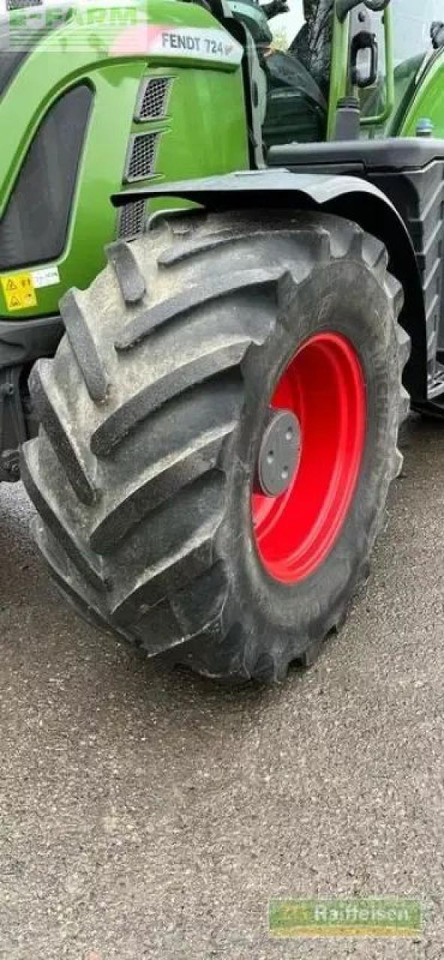 Fendt 724 vario - Traktor: gambar 2 Fendt 724 vario - Traktor: gambar 2