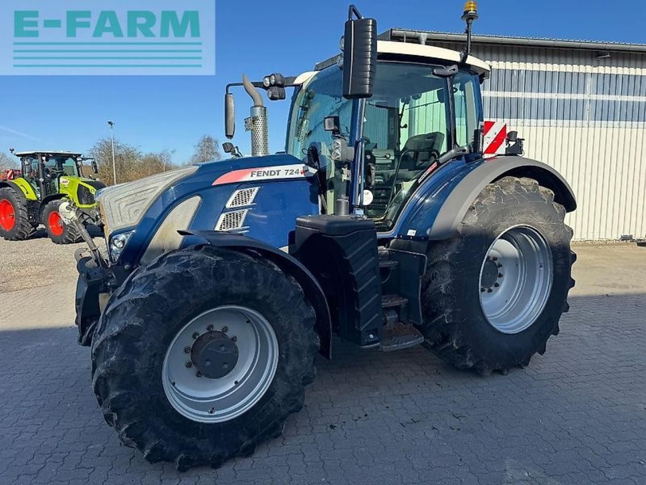 Fendt 724 vario profi-plus s4(inkl. rtk u. section control) - Traktor: gambar 1 Fendt 724 vario profi-plus s4(inkl. rtk u. section control) - Traktor: gambar 1
