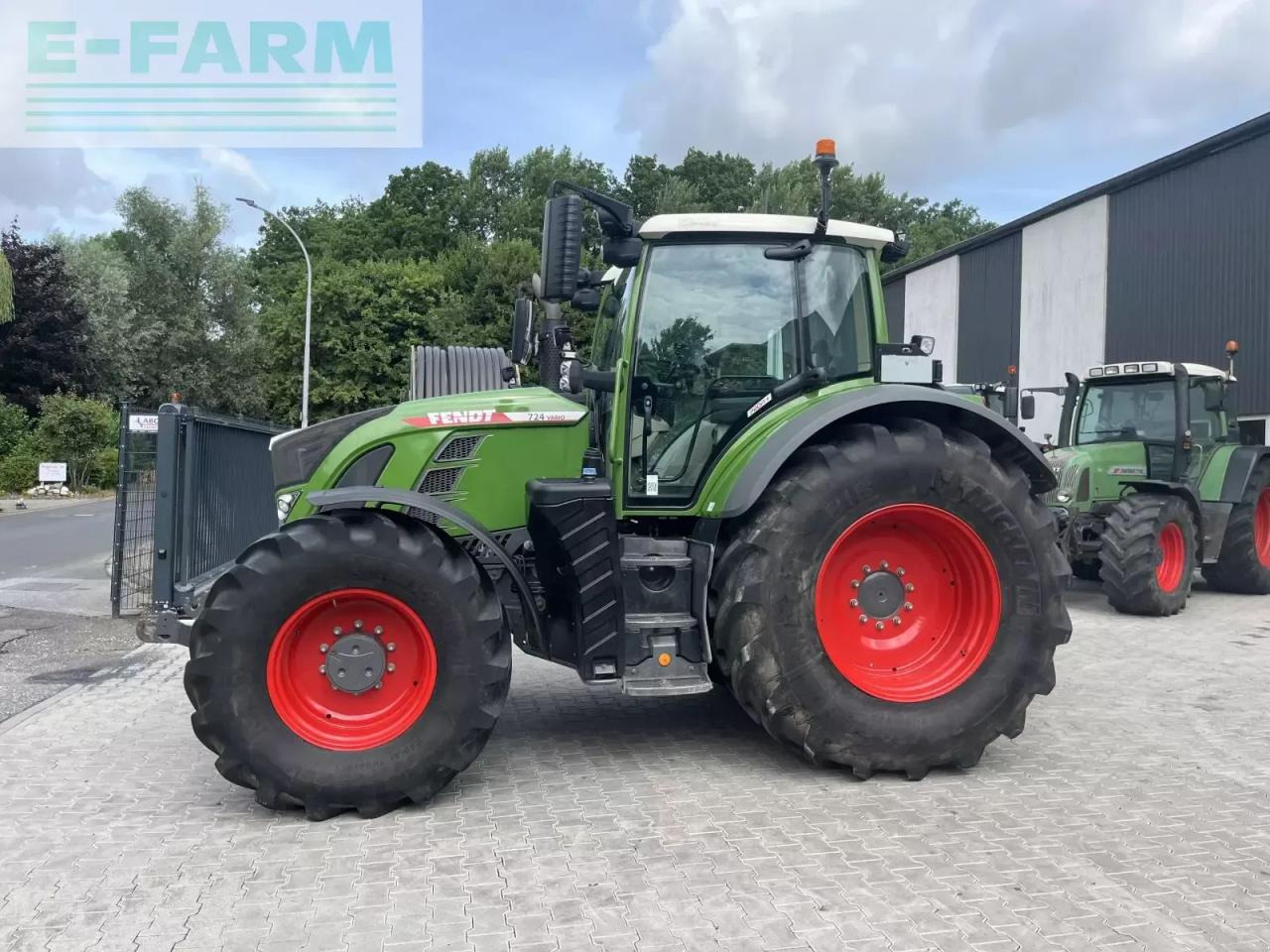 Fendt 724 vario profiplus - Traktor: gambar 3 Fendt 724 vario profiplus - Traktor: gambar 3