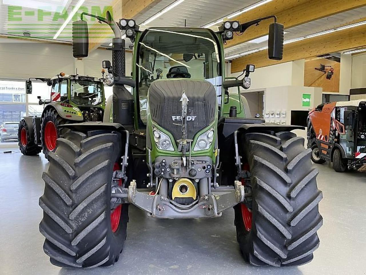 Fendt 724 vario s4 profi plus - Traktor: gambar 3 Fendt 724 vario s4 profi plus - Traktor: gambar 3