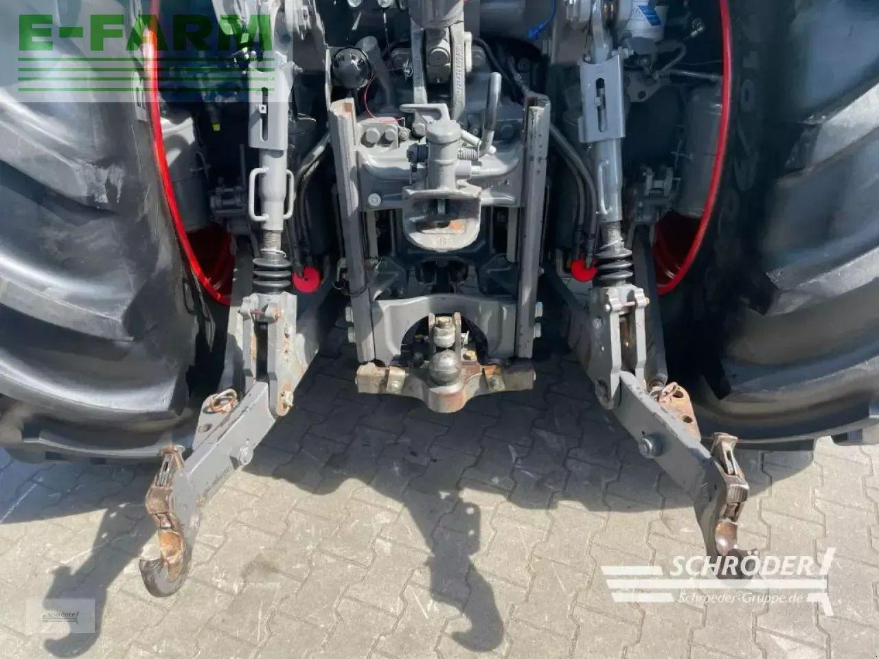 Fendt 724 vario s4 profi plus - Traktor: gambar 4 Fendt 724 vario s4 profi plus - Traktor: gambar 4