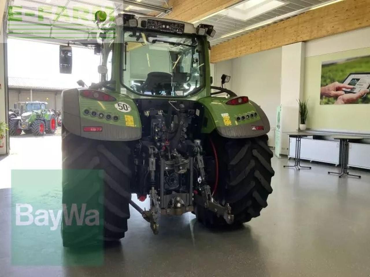 Fendt 724 vario s4 profi plus - Traktor: gambar 3 Fendt 724 vario s4 profi plus - Traktor: gambar 3