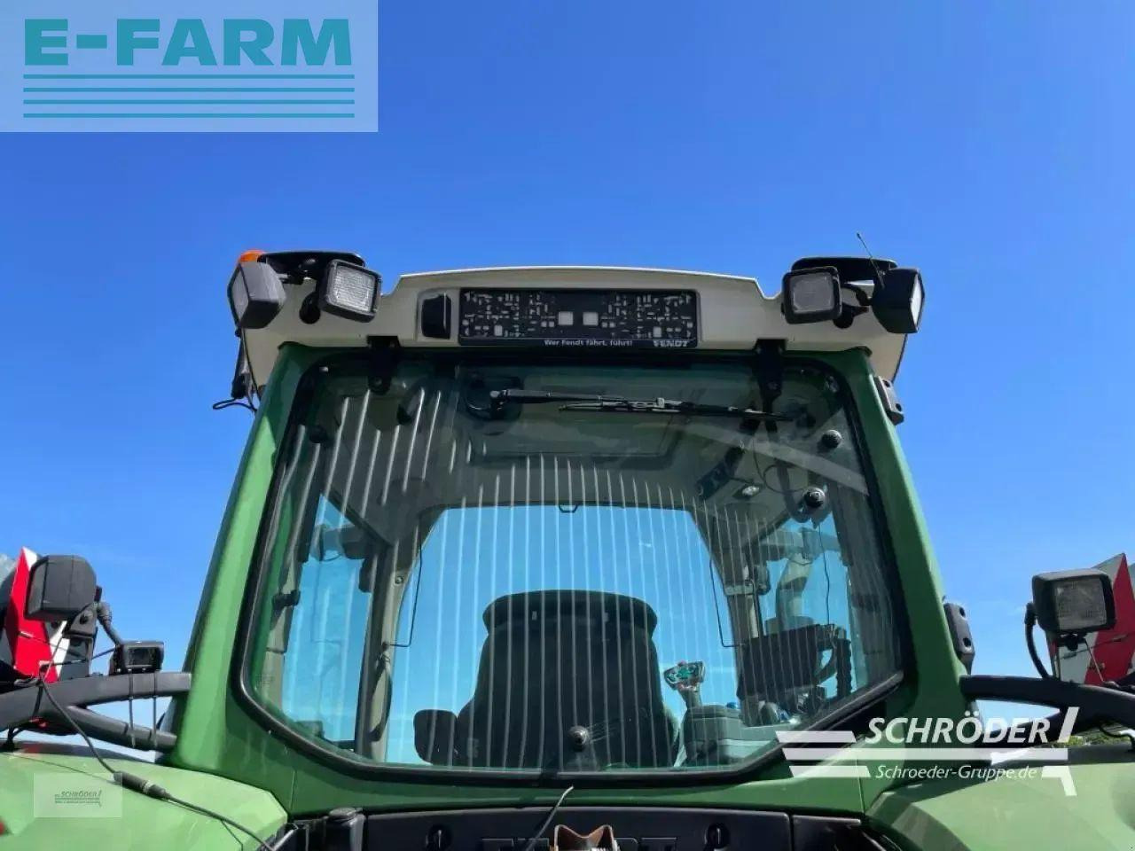 Fendt 724 vario s4 profi plus ProfiPlus - Traktor: gambar 2 Fendt 724 vario s4 profi plus ProfiPlus - Traktor: gambar 2