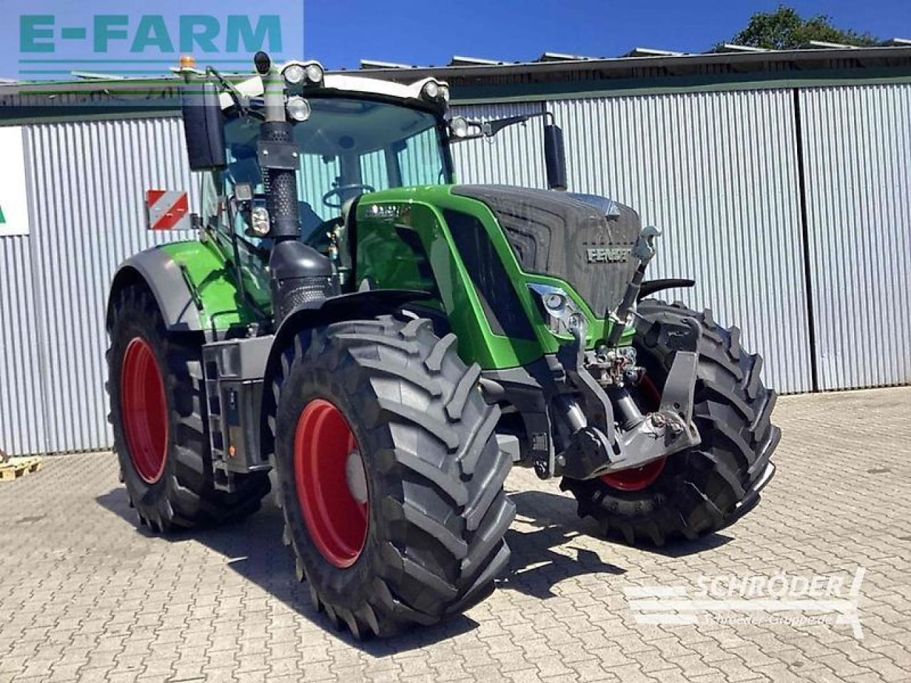 Fendt 824 vario s4 profi plus ProfiPlus - Traktor: gambar 2 Fendt 824 vario s4 profi plus ProfiPlus - Traktor: gambar 2