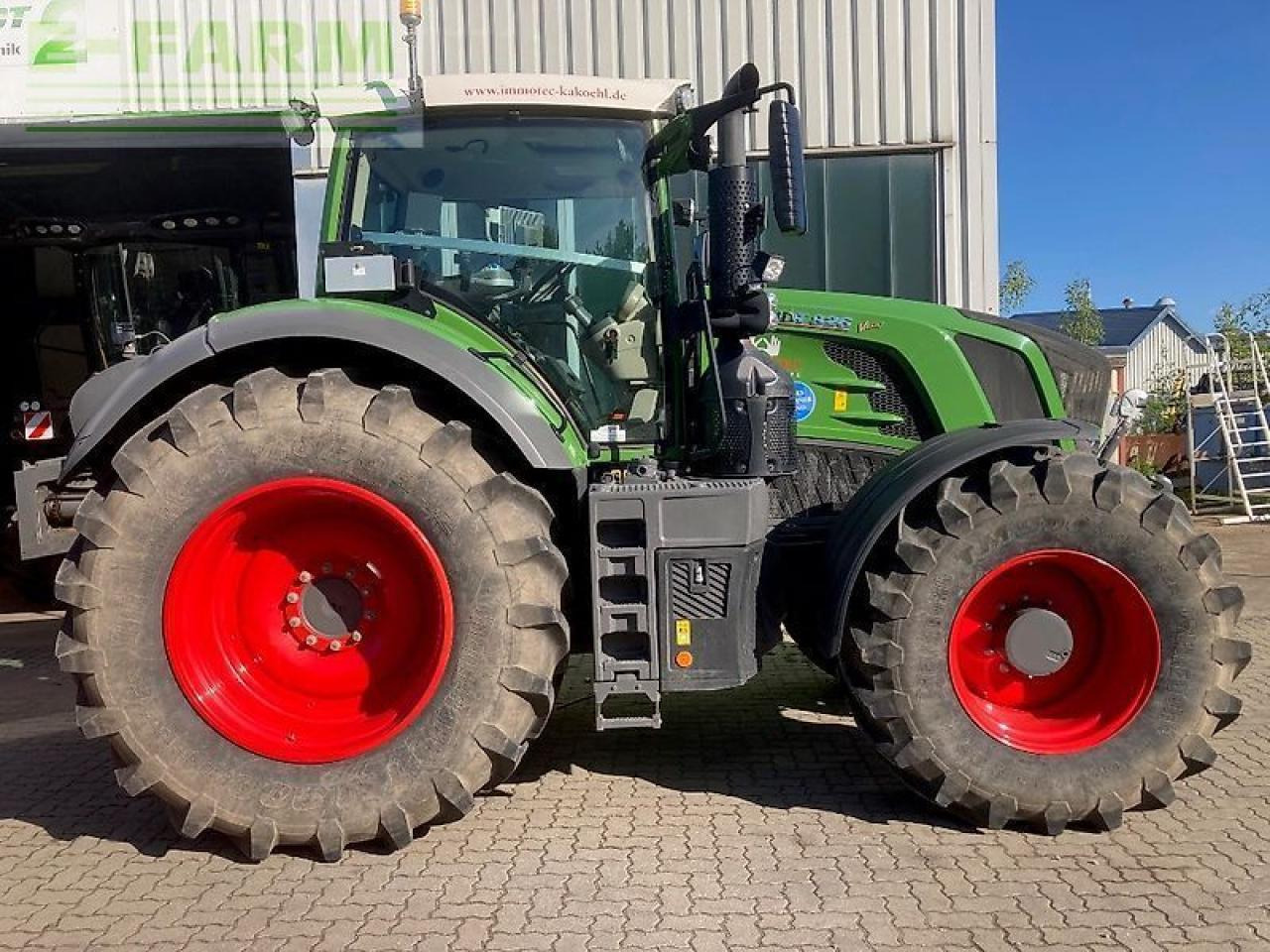 Fendt 826 power plus - Traktor: gambar 1 Fendt 826 power plus - Traktor: gambar 1