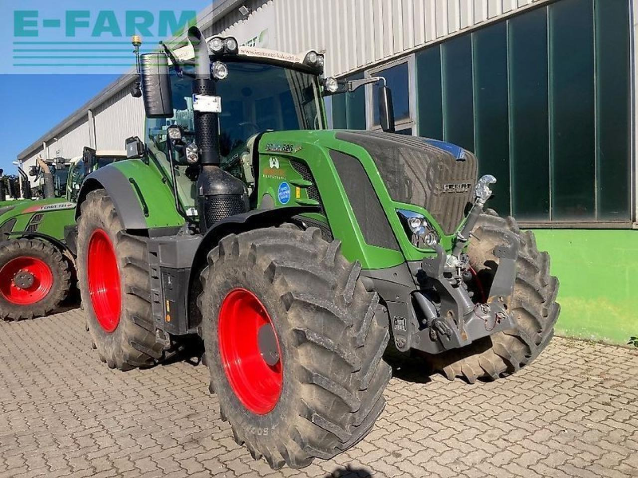 Fendt 826 power plus - Traktor: gambar 4 Fendt 826 power plus - Traktor: gambar 4