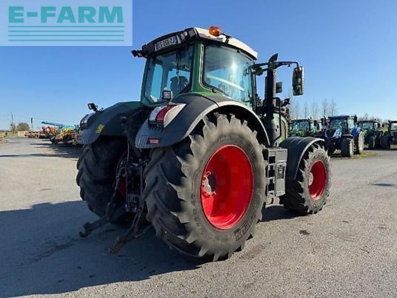 Fendt 826 vario - Traktor: gambar 4 Fendt 826 vario - Traktor: gambar 4