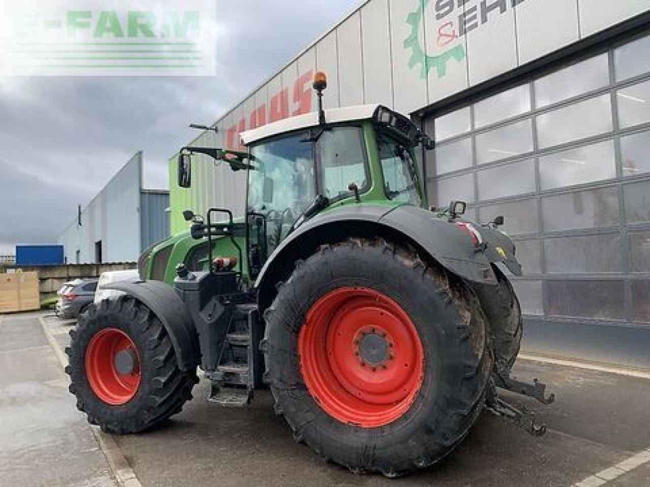 Fendt 826 vario profi scr Profi - Traktor: gambar 5 Fendt 826 vario profi scr Profi - Traktor: gambar 5