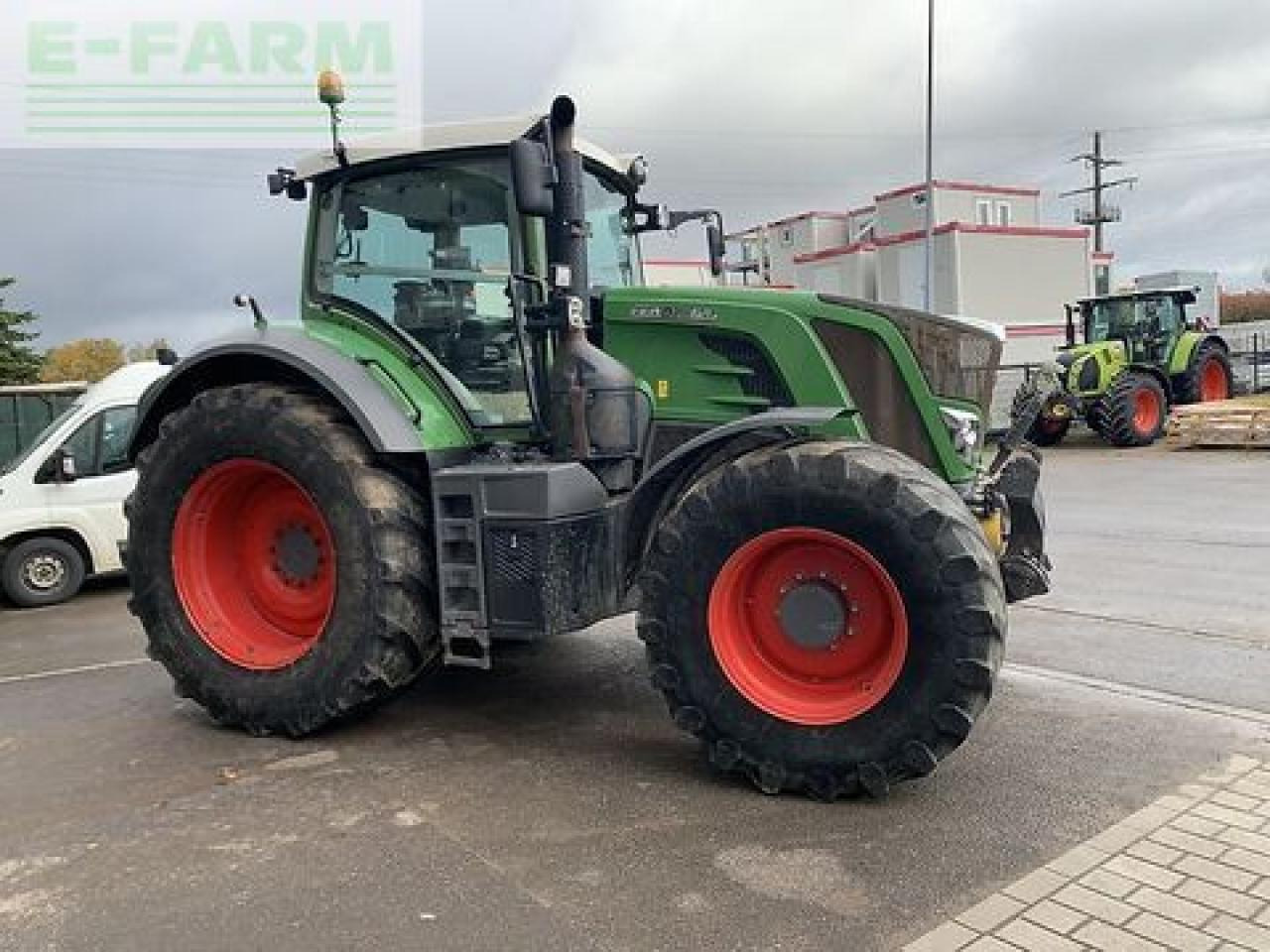 Fendt 826 vario profi scr Profi - Traktor: gambar 4 Fendt 826 vario profi scr Profi - Traktor: gambar 4
