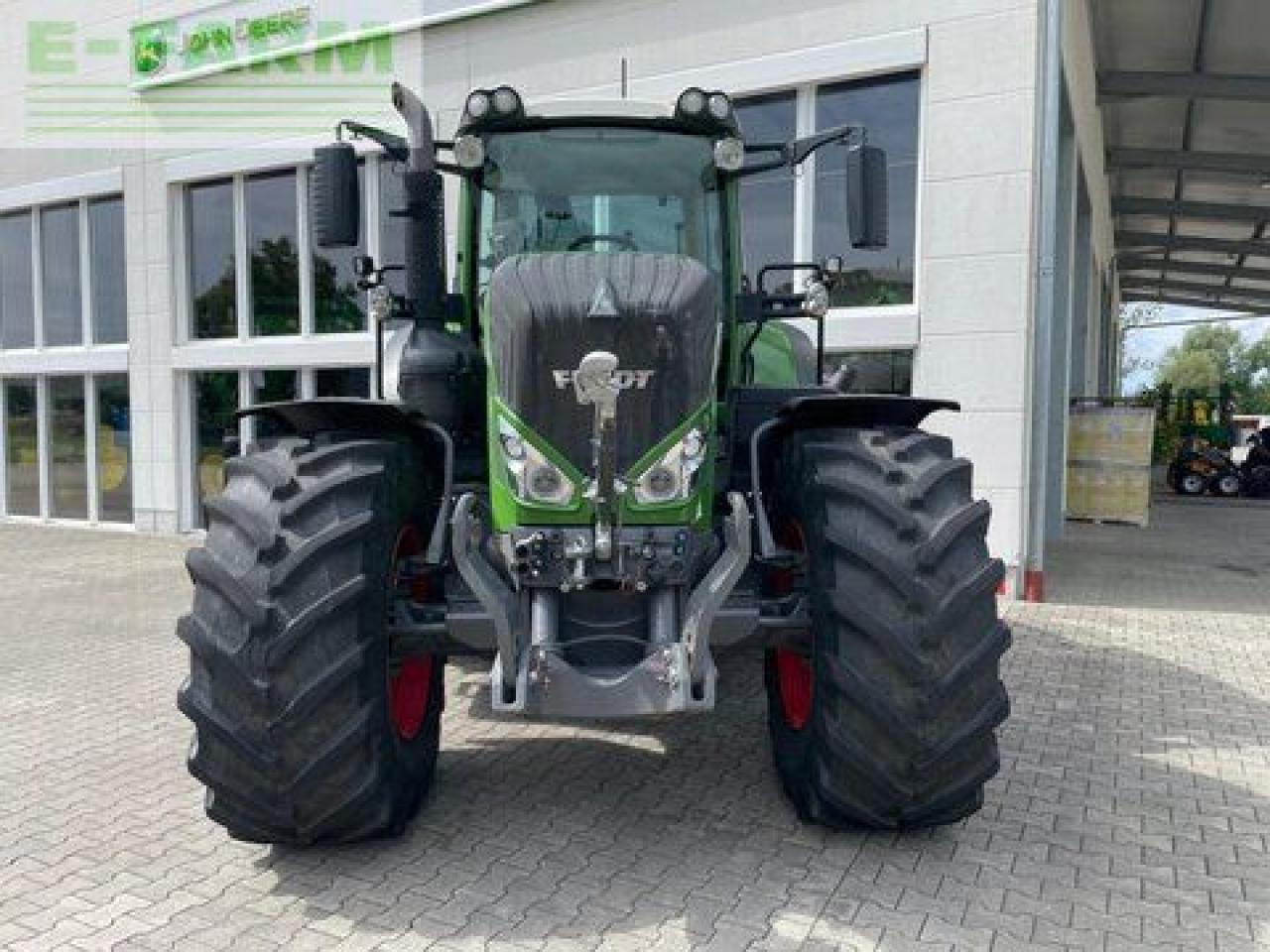 Fendt 828 vario profiplus ProfiPlus - Traktor: gambar 4 Fendt 828 vario profiplus ProfiPlus - Traktor: gambar 4
