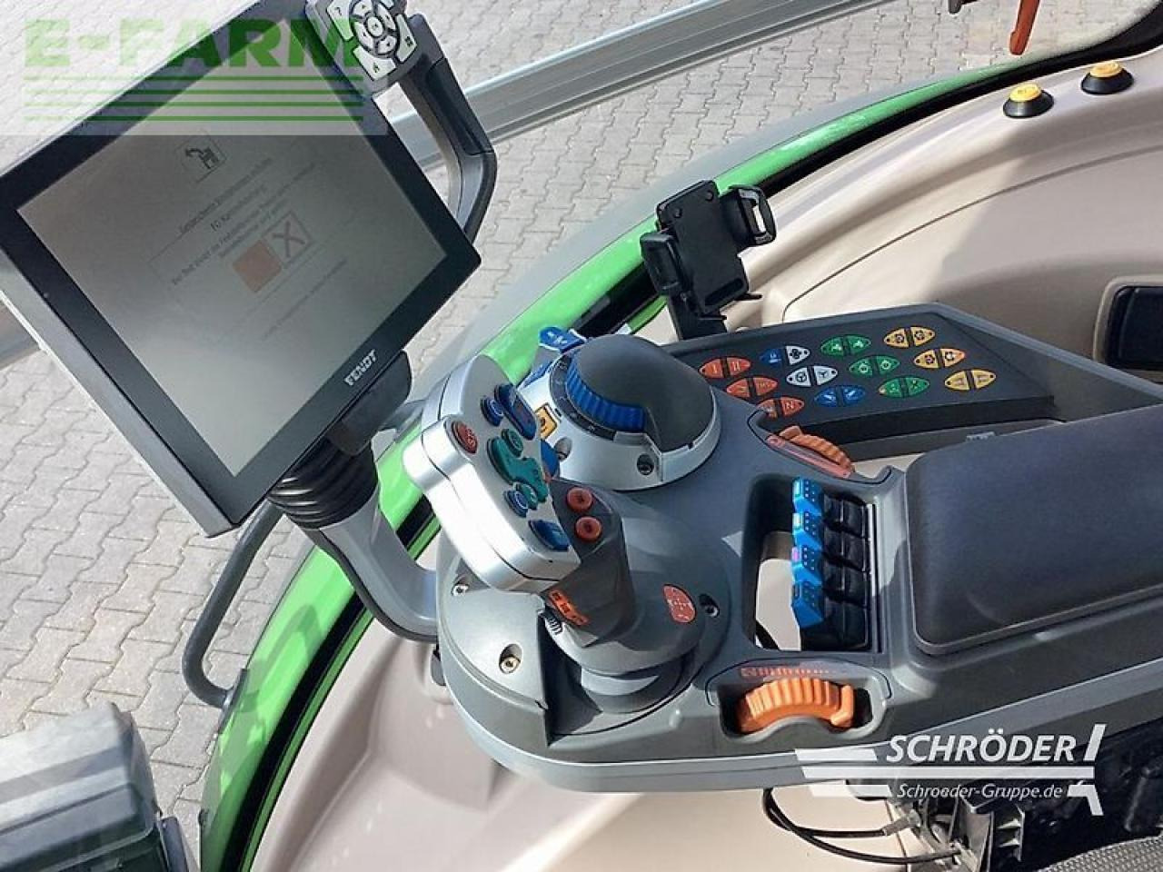 Traktor Fendt 828 vario s4 profi plus ProfiPlus: gambar 18 Traktor Fendt 828 vario s4 profi plus ProfiPlus: gambar 18