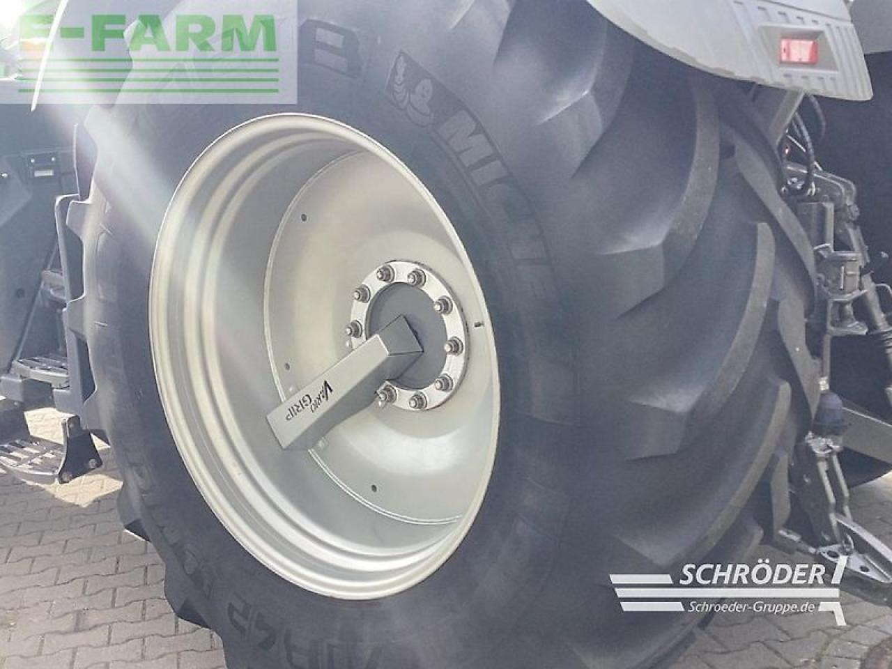 Traktor Fendt 828 vario s4 profi plus ProfiPlus: gambar 7 Traktor Fendt 828 vario s4 profi plus ProfiPlus: gambar 7