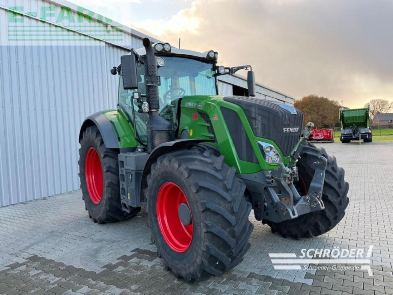 Fendt 828 vario s4 profi plus ProfiPlus - Traktor: gambar 1 Fendt 828 vario s4 profi plus ProfiPlus - Traktor: gambar 1