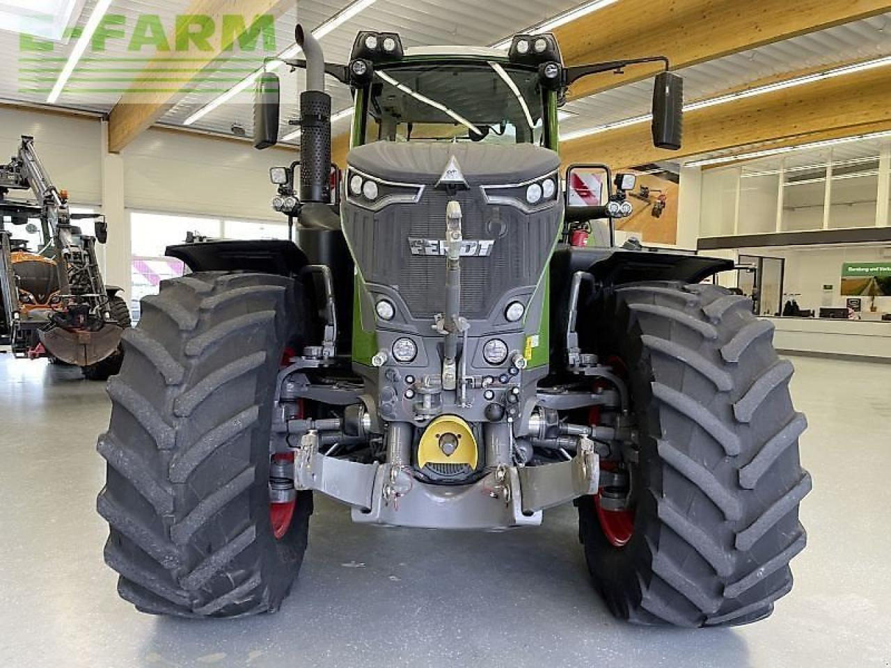 Fendt 933 vario gen6 - Traktor: gambar 3 Fendt 933 vario gen6 - Traktor: gambar 3