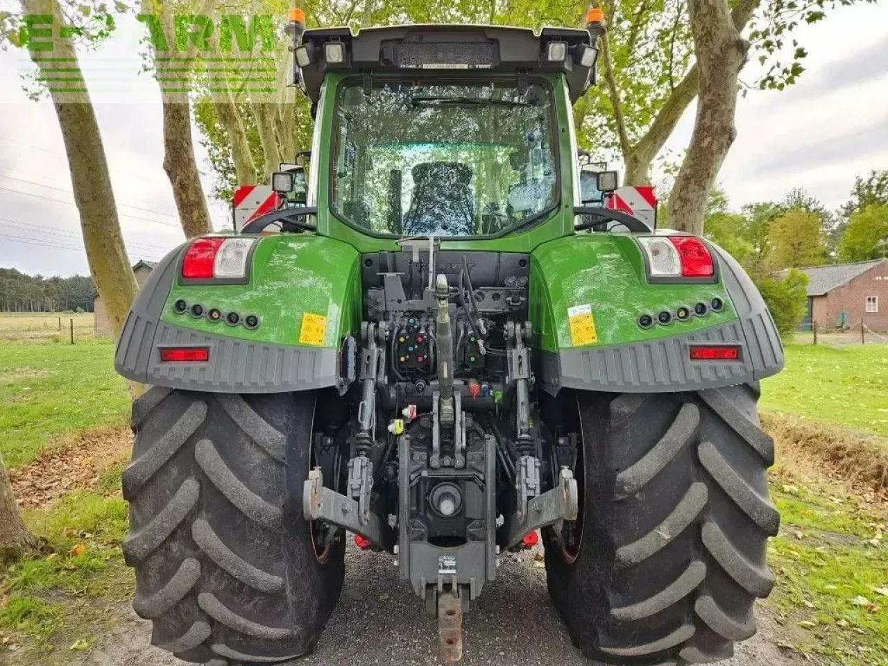 Traktor Fendt 936 vario gen7 profi plus sett. 2 ( 930 933 939 942 ) fzw: gambar 7 Traktor Fendt 936 vario gen7 profi plus sett. 2 ( 930 933 939 942 ) fzw: gambar 7