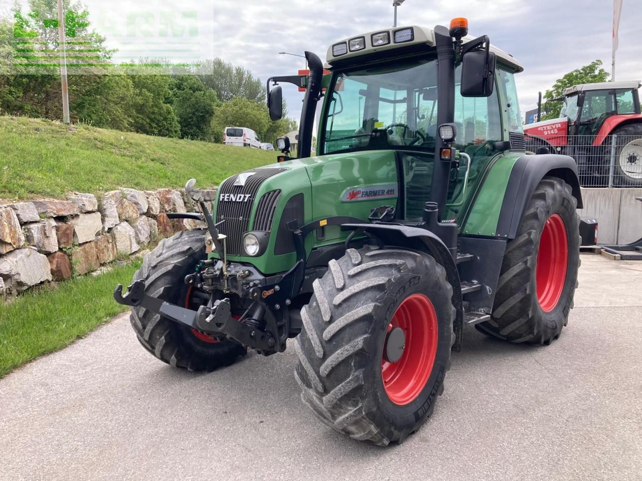 Fendt farmer 411 vario - Traktor: gambar 1 Fendt farmer 411 vario - Traktor: gambar 1