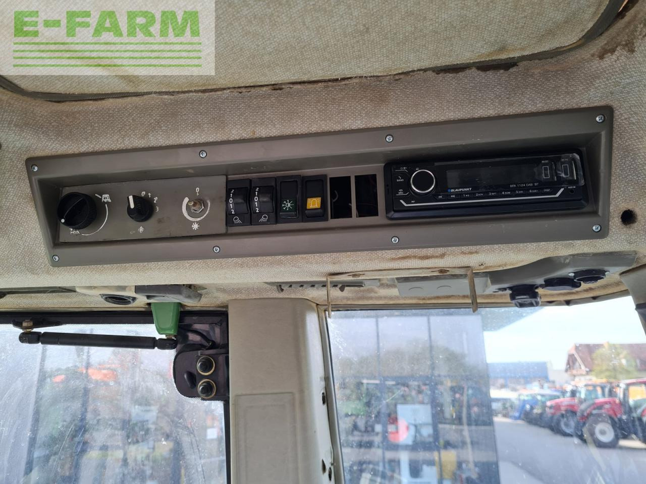 Fendt favorit 818 - Traktor: gambar 3 Fendt favorit 818 - Traktor: gambar 3