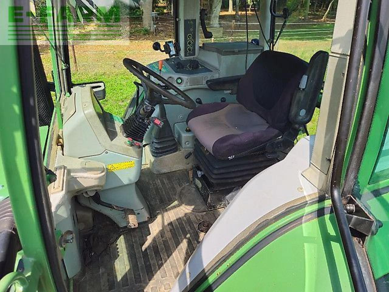 Traktor Fendt favorit 824 turboshift ( 816 818 822 ): gambar 16