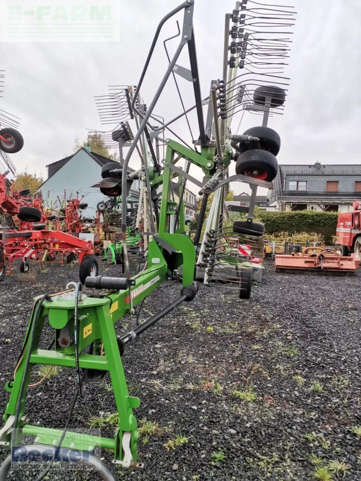 Fendt former 1603 - Tedder/ Menyapu: gambar 4 Fendt former 1603 - Tedder/ Menyapu: gambar 4