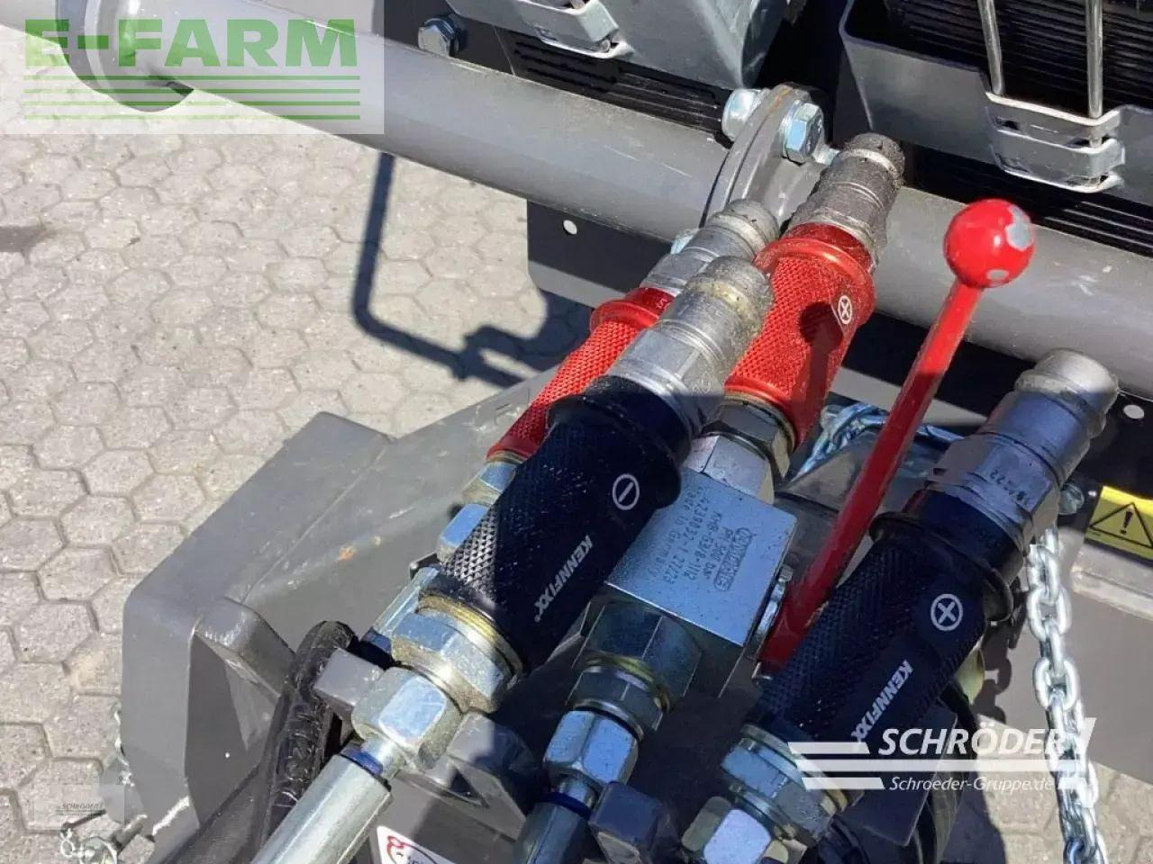 Fendt lotus 1250 t - Tedder/ Menyapu: gambar 4 Fendt lotus 1250 t - Tedder/ Menyapu: gambar 4