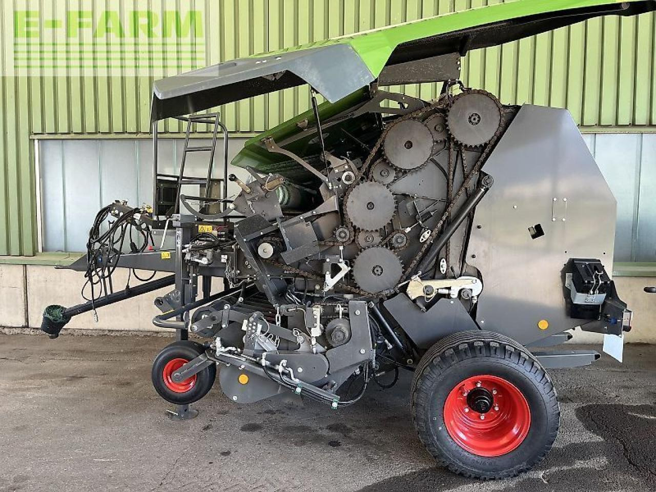 Fendt rotana 130 f xtra - Baler persegi: gambar 4 Fendt rotana 130 f xtra - Baler persegi: gambar 4