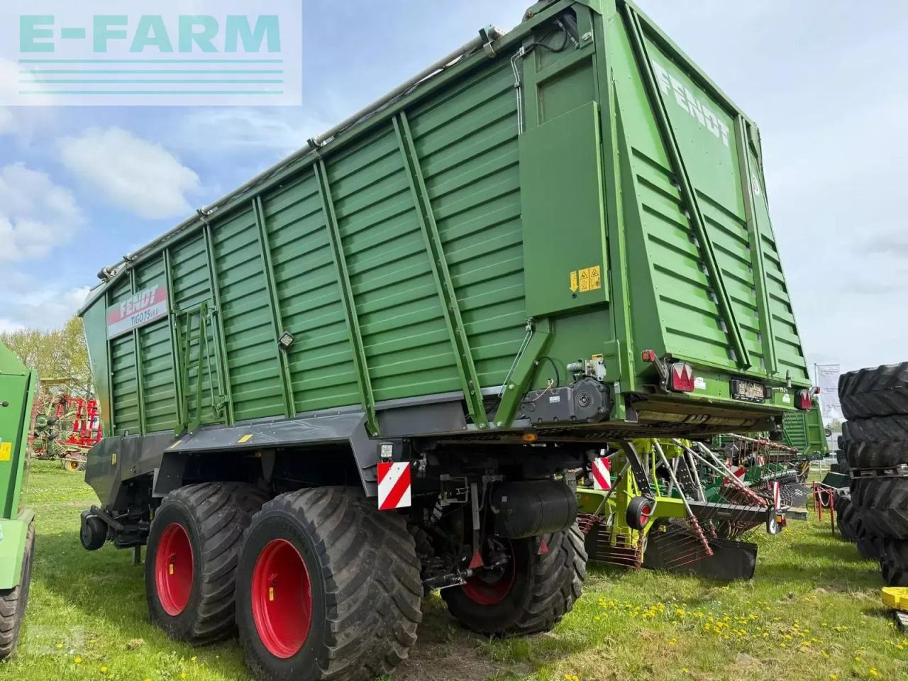Fendt tigo 75 vr mit 800-er bereifung, laderaumabdeckung und dosierwalzen - Keranjang pemuatan sendiri: gambar 2 Fendt tigo 75 vr mit 800-er bereifung, laderaumabdeckung und dosierwalzen - Keranjang pemuatan sendiri: gambar 2