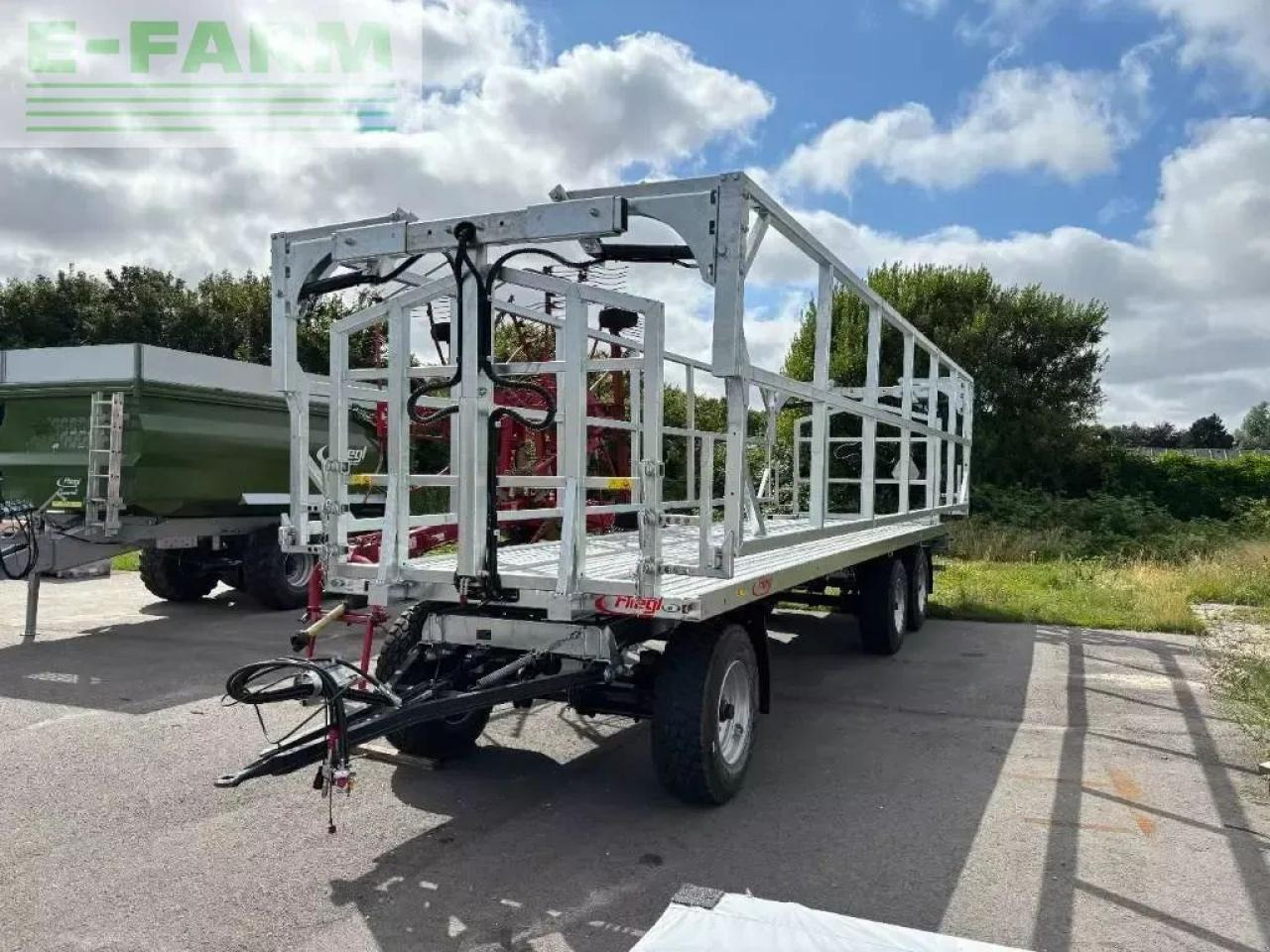 Fliegl dpw 240 bl profi - Trailer platform pertanian: gambar 1 Fliegl dpw 240 bl profi - Trailer platform pertanian: gambar 1